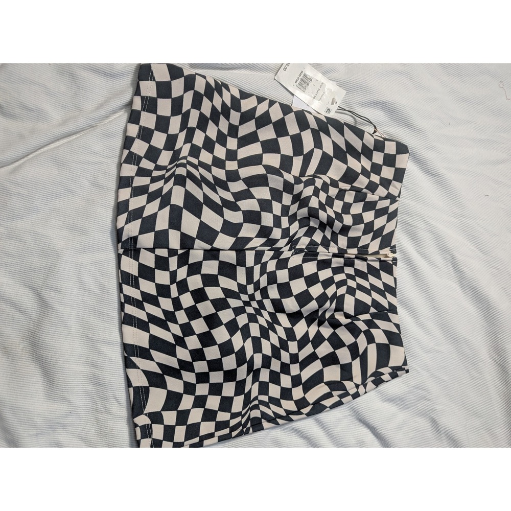 Originality La La Land Warped Checkerboard Mini Skirt Black Ivory Kids Large NEW - Picture 5 of 8